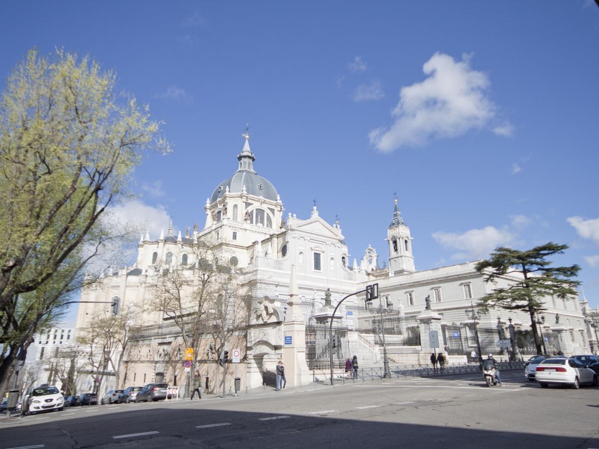 Precioso Apartamento En La Latina Palacio Real Madrid Exterior photo